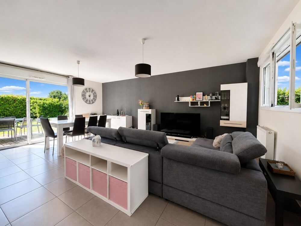 Vente Maison Maison à vendre maison contemporaine 6 pièces SAINT BERTHEVIN (53) Saint berthevin
