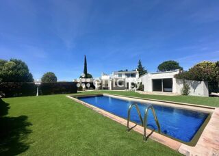  Maison � vendre 9 pi�ces 280 m�