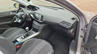 308 II 1.2 PureTech 130 Allure Business 2019 occasion 51240 Mairy Sur Marne