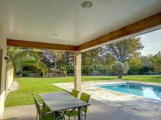  Maison  vendre 8 pices 260 m