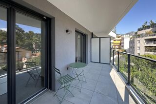  Appartement à louer 2 pièces 37 m²