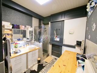  Maison  vendre 6 pices 160 m