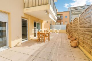  Appartement  vendre 4 pices 82 m