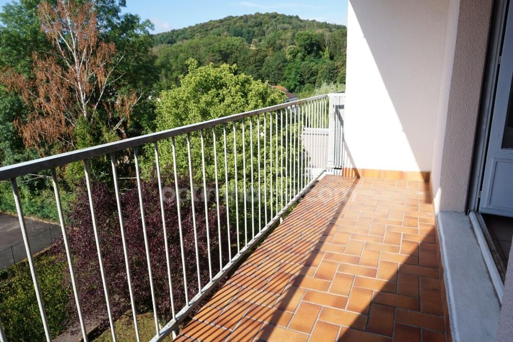 Vente Appartement Appartement 3 pièces avec grand balcon et cave à NAVENNE Navenne