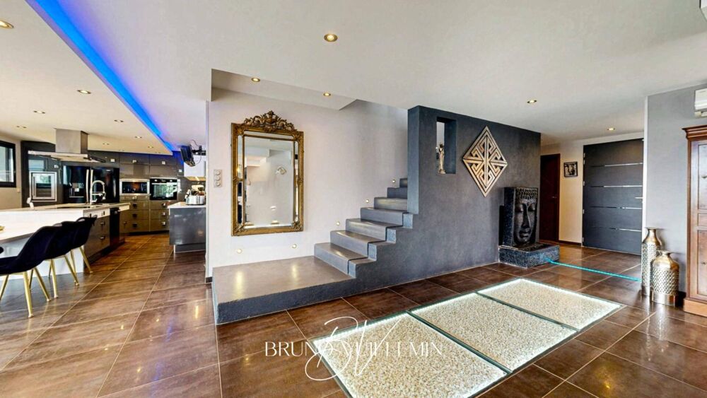 à vendre  Villa Narbonne (11100)