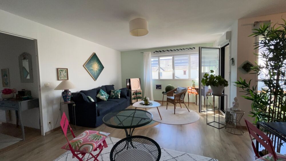Vente Appartement Appartement à vendre 3 pièces et double garage - quartier BERNUS KERGYPT VANNES (56) Vannes
