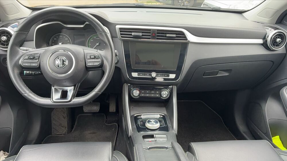 MG.ZS 143 44.5 kWh Luxury - Automatique Entretien constructeur 2021 occasion 92160 Antony