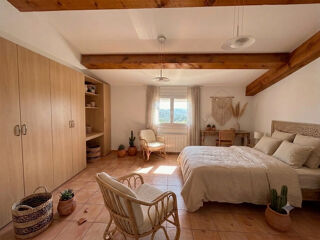  Villa à vendre 8 pièces 241 m²