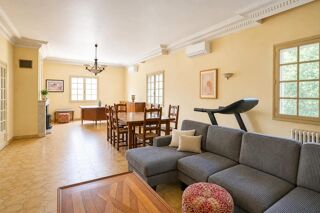 Vente Maison Maison de 7 pièces de 300 m² à Sarrians Sarrians
