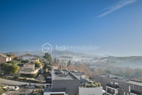   Magnifique appartement de type 4 avec grande terrasse face aux collines de Marcel Pagnol Appartement - 4 pi�ce(s) - 73 m�