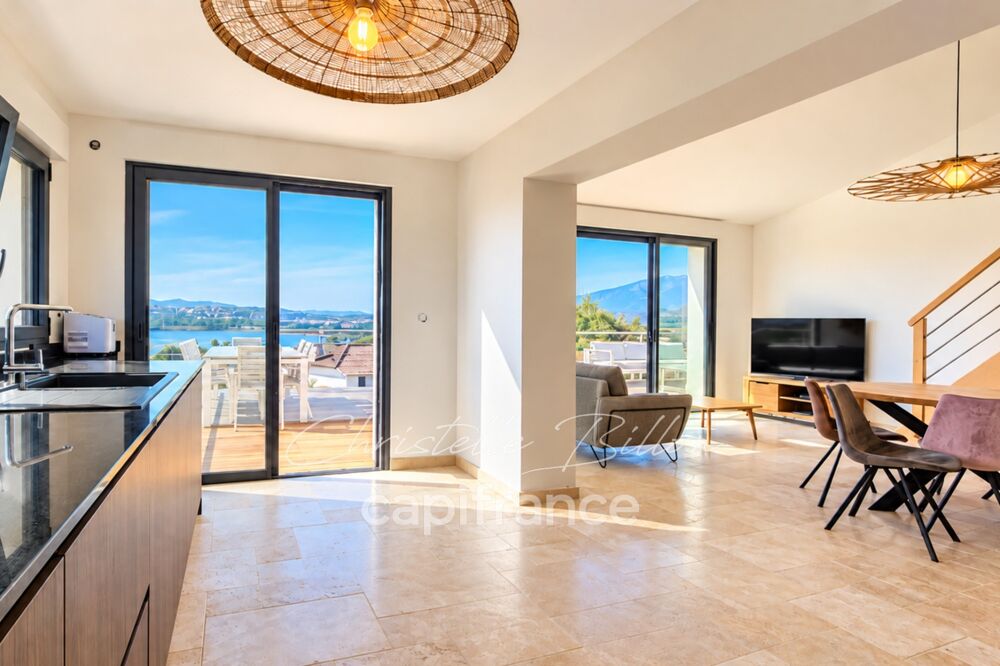 à vendre  Villa Porto-Vecchio (20137)