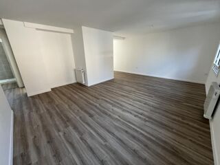  Appartement à louer 3 pièces 64 m²
