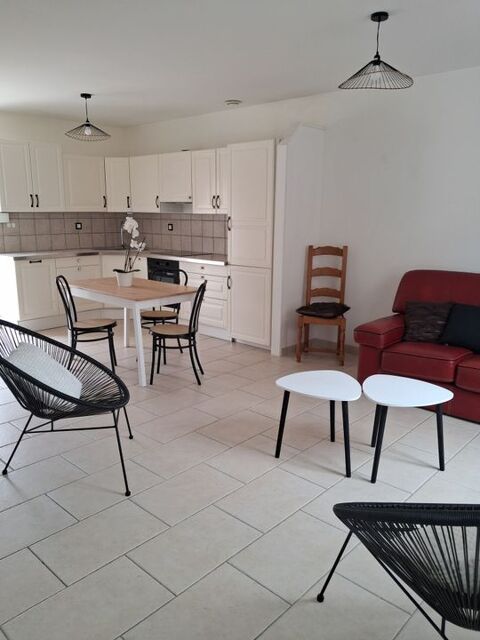   Maison de 60m2 à louer sur Ménilles Maison - 3 pièce(s) - 60 m²