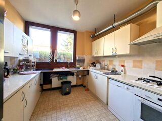  Immeuble à vendre 11 pièces 384 m²