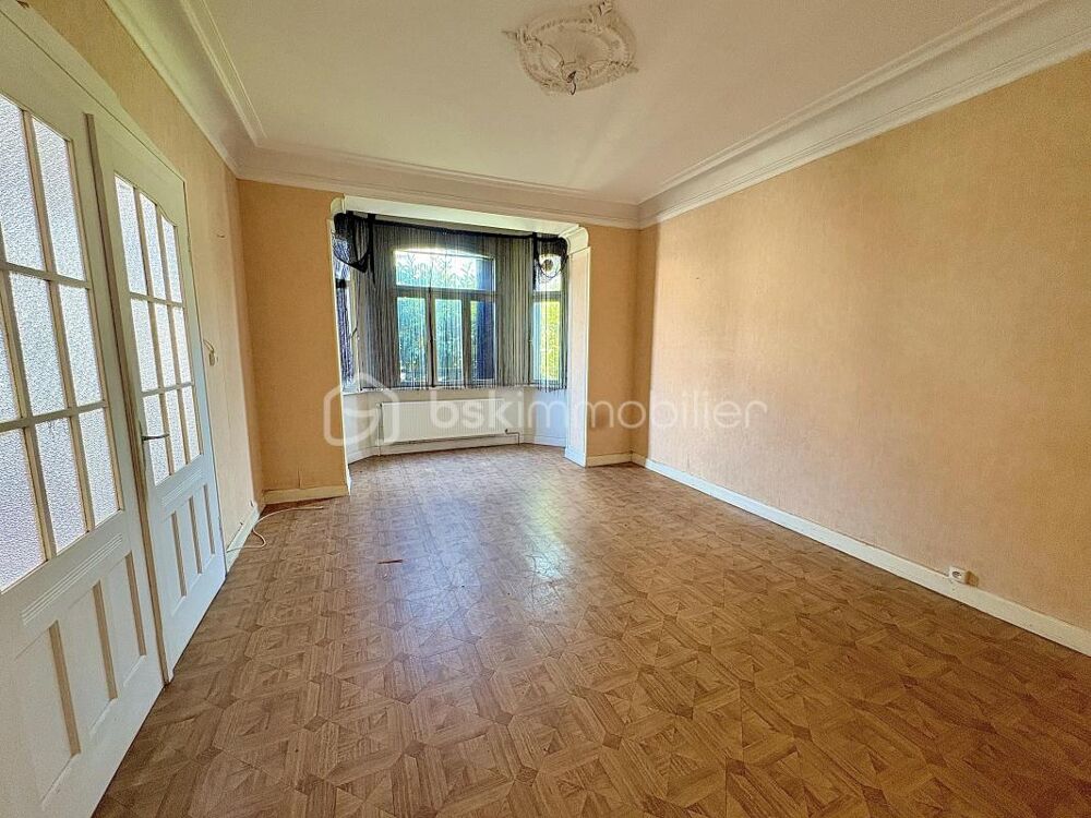 Vente Maison Maison d'environ 135 m² – Beau potentiel, garage et grand jardin – Sarreguemines Sarreguemines