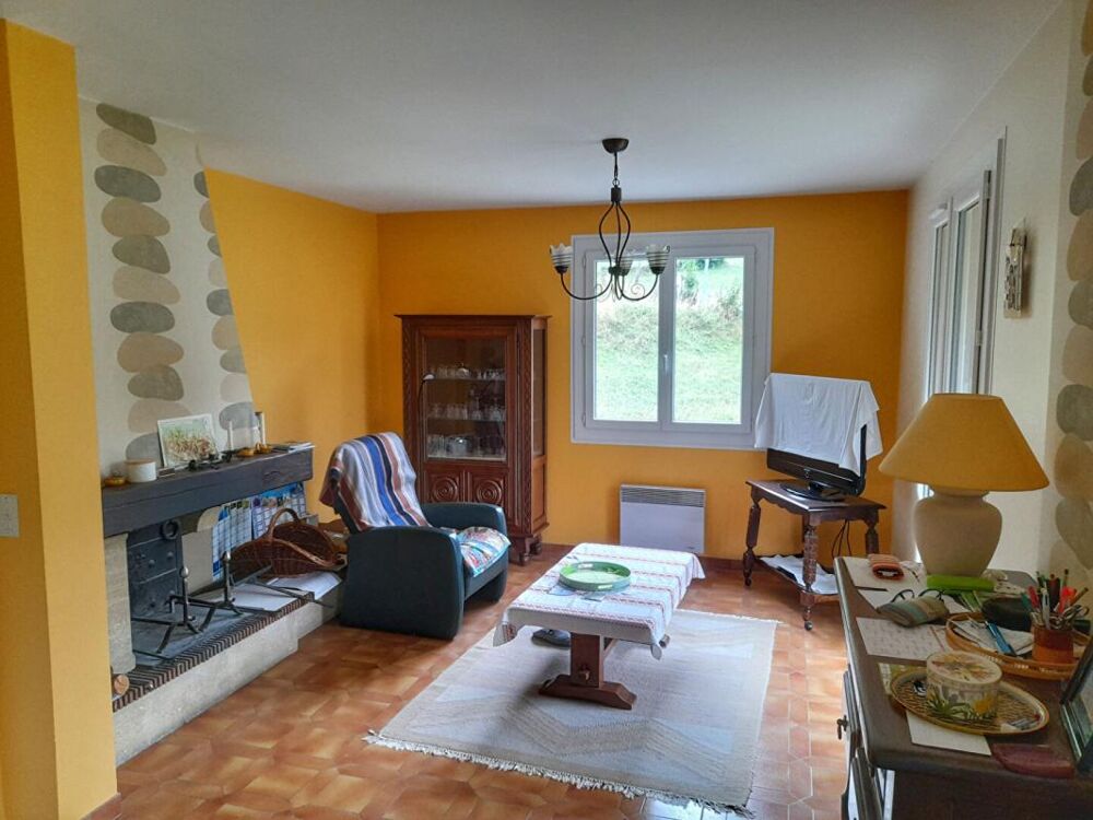 Vente Maison Maison idéalement située dans un cadre naturel préservé Beost