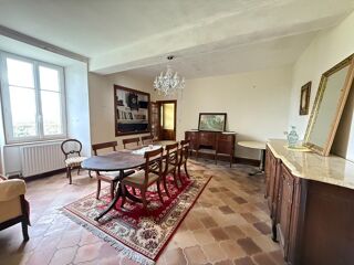  Propriété/château à vendre 7 pièces 215 m²