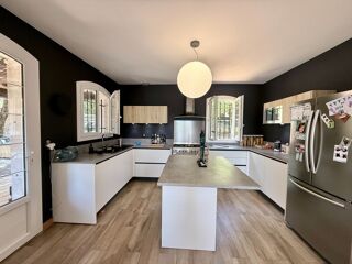  Maison à vendre 7 pièces 198 m²