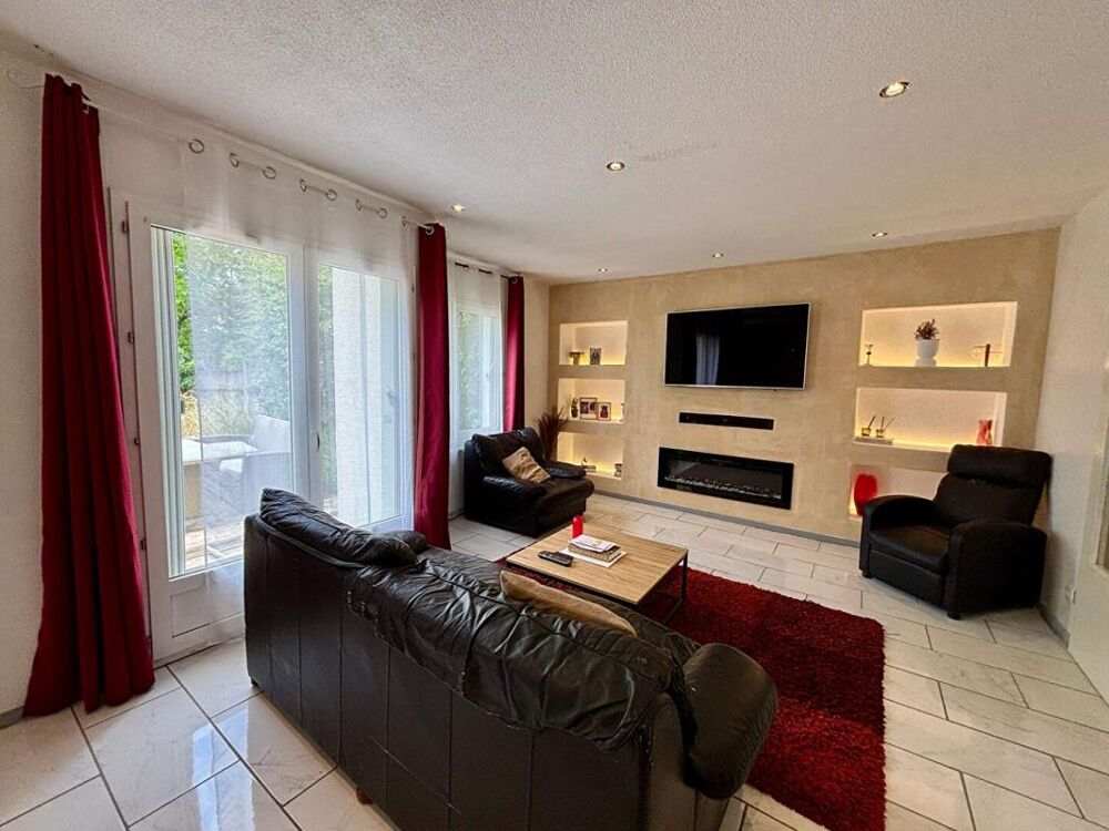 Maison mitoyenne des deux côtés -101 m² habitables sur terrain de 274 m² - 3 chambres