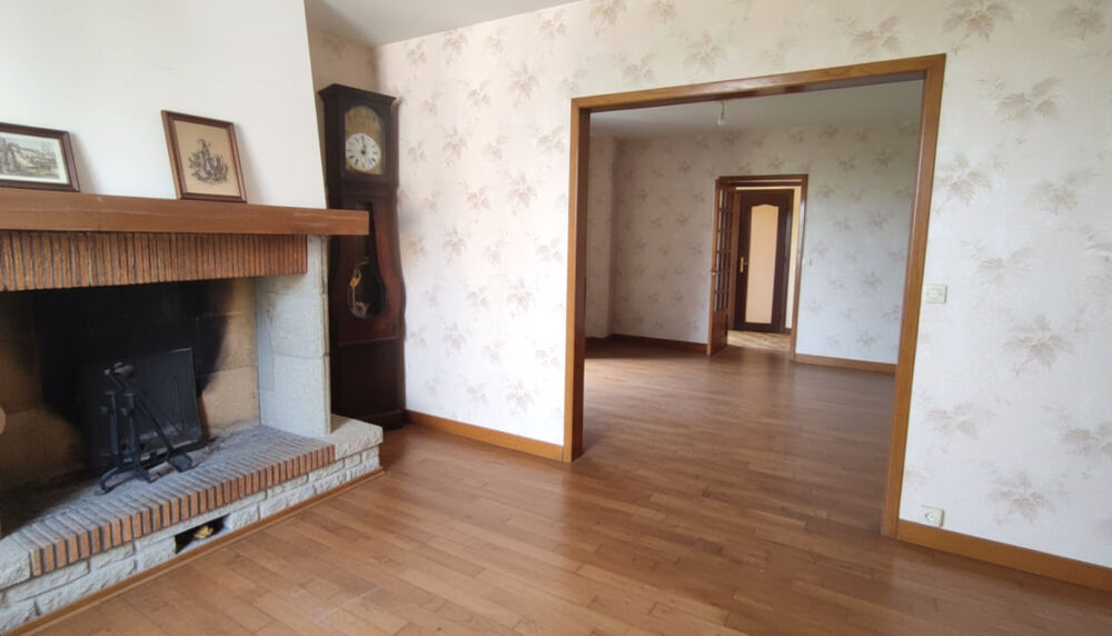 Vente Maison Maison avec terrain et garage , quartier calme d'USSEL 19200 Ussel