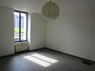  Appartement � louer 3 pi�ces 90 m�