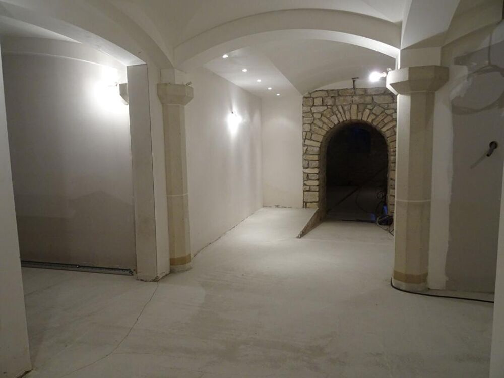 Caves Voutées