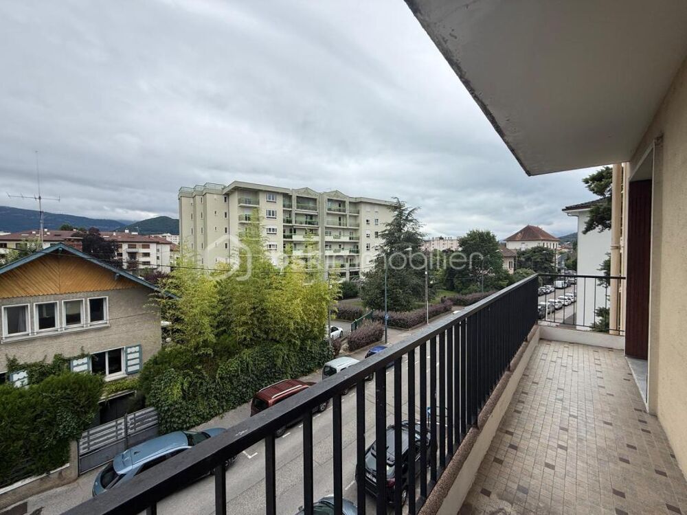 Location Appartement À louer - Appartement T2 de 47 m² avec balcon – Rue des Alpins Annecy