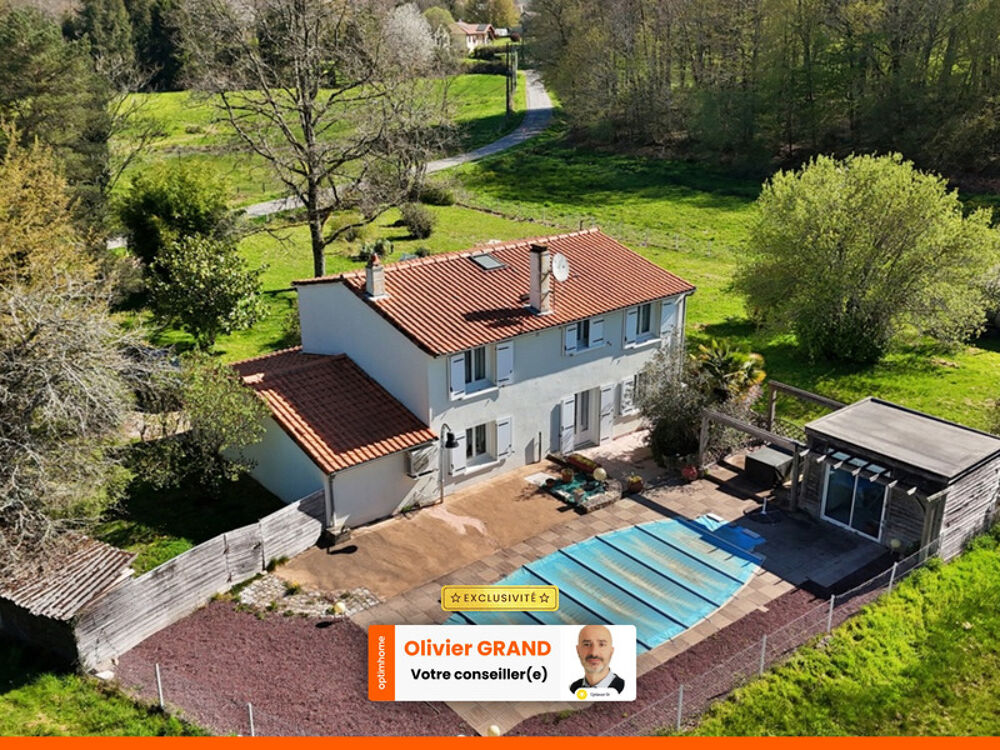 Maison 6 pièces 121 m² · à Oradour sur Glane · 121 m² · 215 000 €