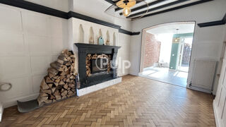  Maison  vendre 7 pices 215 m