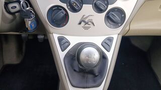 Ka II 1.2 69 Titanium 2015 occasion 59260 Lezennes