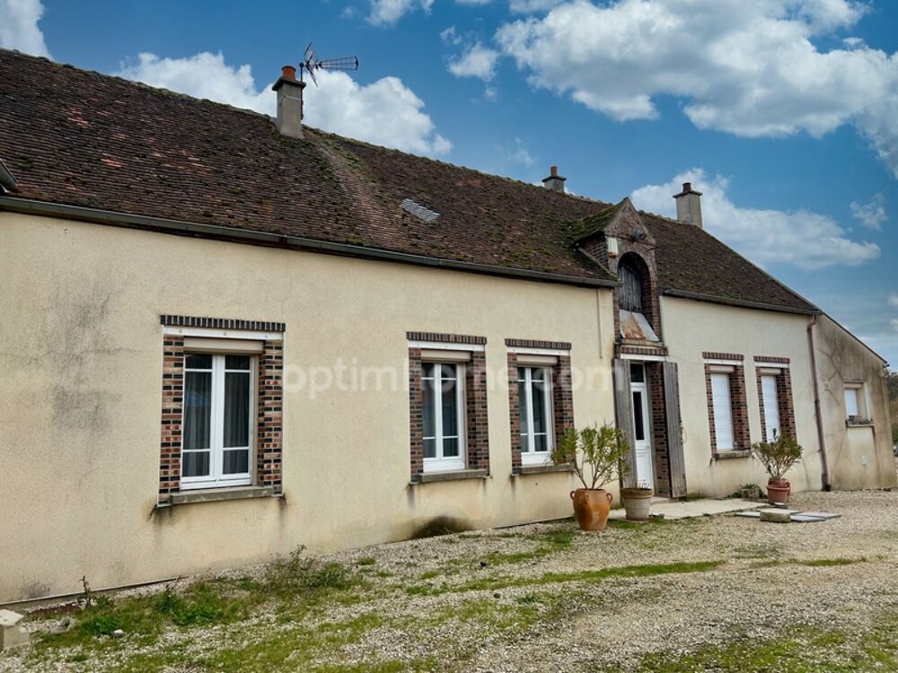 BRAY SUR SEINE (77) corps de ferme avec gros potentiel daménagement