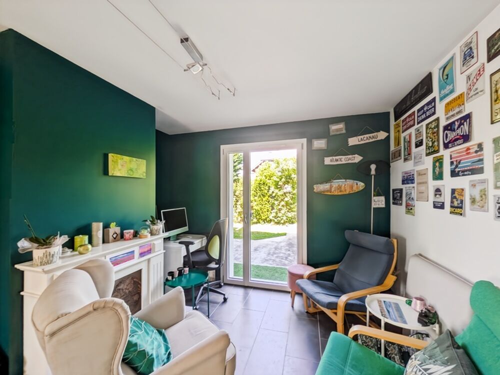 Vente Maison À vendre Maison 6 pièces LOISIN (74) Maison familiale avec piscine et dépendance – Secteur recherché aux portes de Genève Loisin