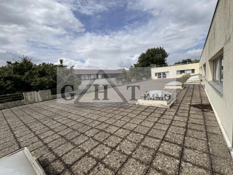   À LOUER : LOCAUX D'ACTIVITÉS 1280 m2 - BUC 