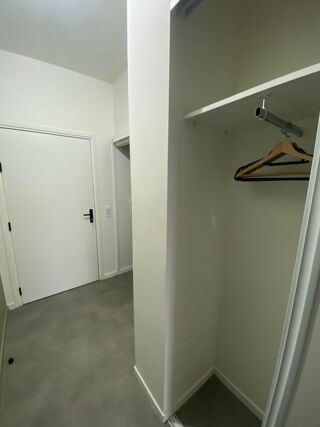  Appartement à louer 1 pièce 21 m²