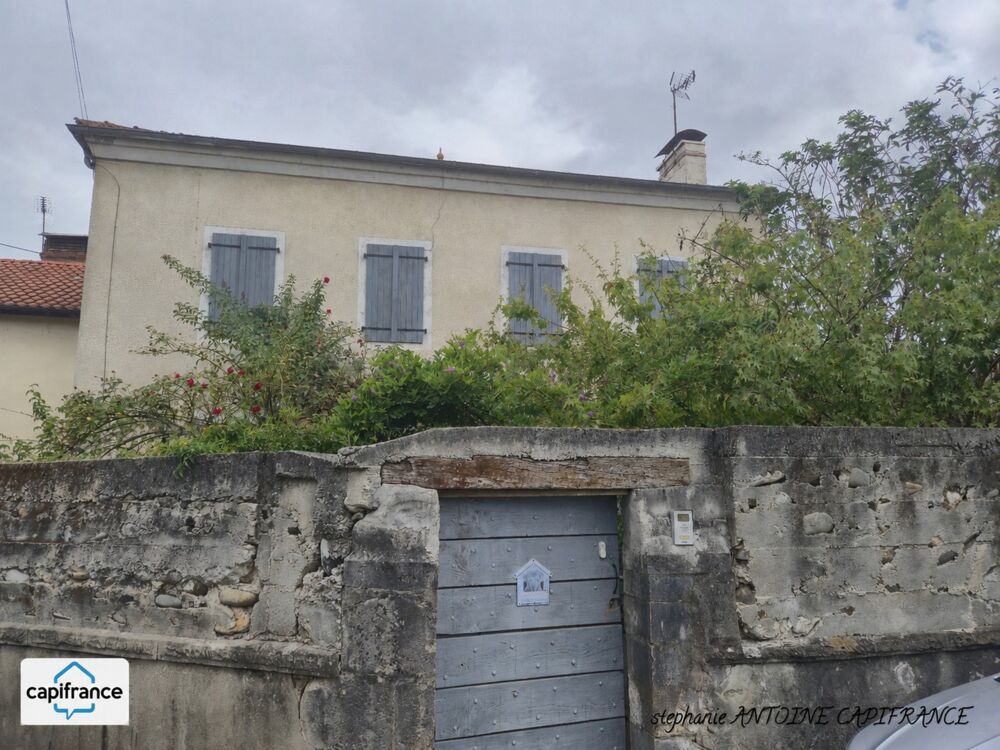PUYOÔ  MAISON DE CARACTÈRE DE 188,83 M², 5 CHAMBRES, GRANGE DENVIRON 300 M² ET TERRAIN DE 1 198 M²  245 000 €