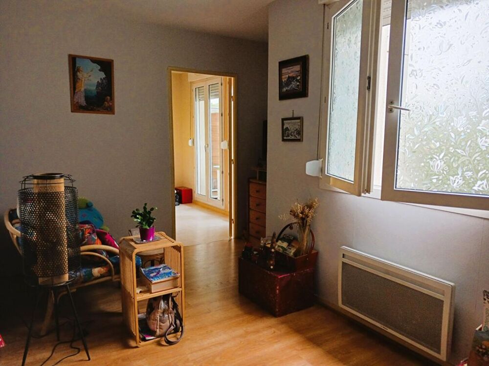 Appartement Lons Le Saunier 2 pièce(s) ascenseur balcon