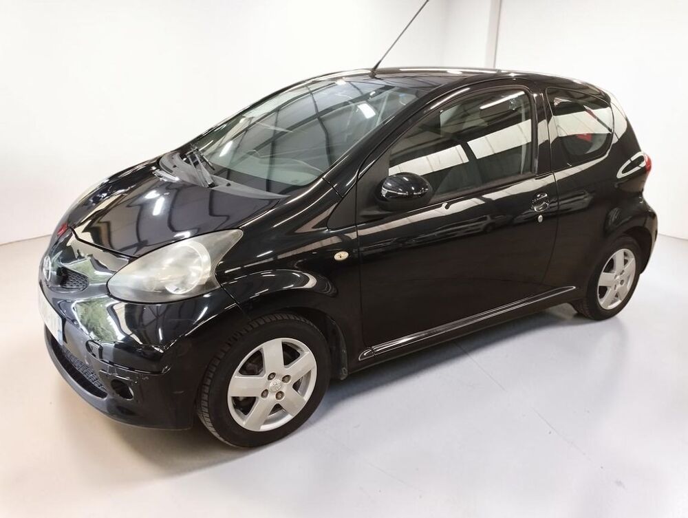 Aygo 1.0 VVT-I 68 CFT MULTIMODE BA 3P 2007 occasion 06640 Saint-Jeannet