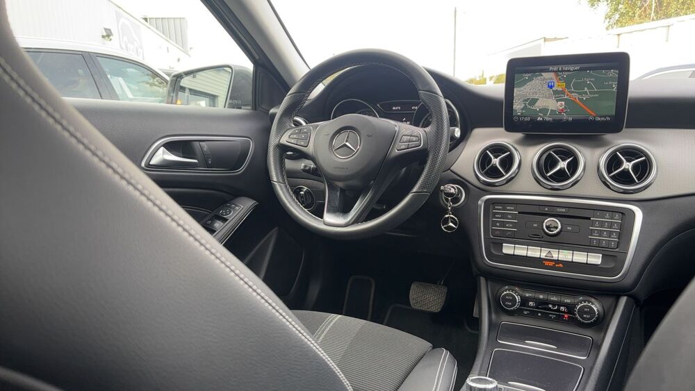 Classe GLA 180 122 7G-DCT Sensation - Automatique Toit ouvrant 2019 occasion 35760 Saint Gregoire