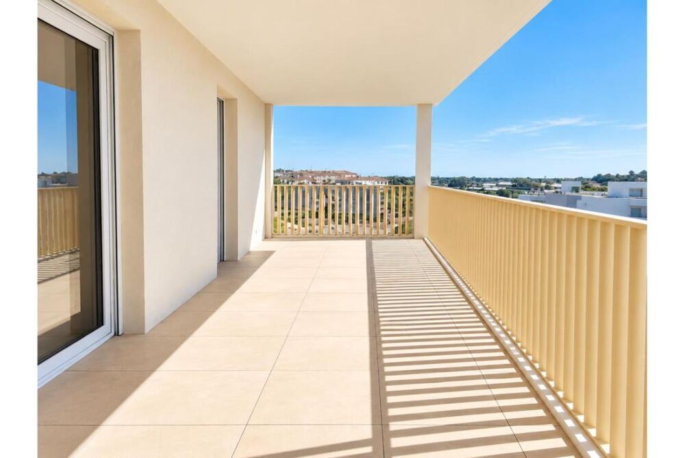 Vente Appartement Appartement T4 avec belle terrasse couverte sans vis à vis à Béziers Beziers