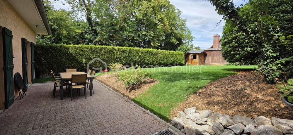 Vente Maison Métropole sud d'Amiens à Saint-Fuscien, maison individuelle de 4 chambres et 1 bureau avec jardin Saint fuscien
