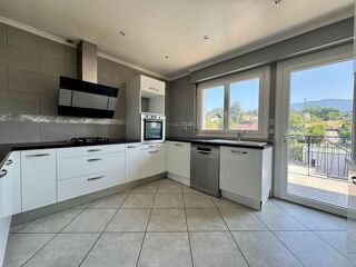  Maison � vendre 5 pi�ces 175 m�