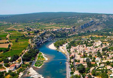 SAINT MARTIN D ARDECHE / LOCAL COMMERCIAL / TERRASSE / PARKING 230000 07700 Saint martin d ardeche