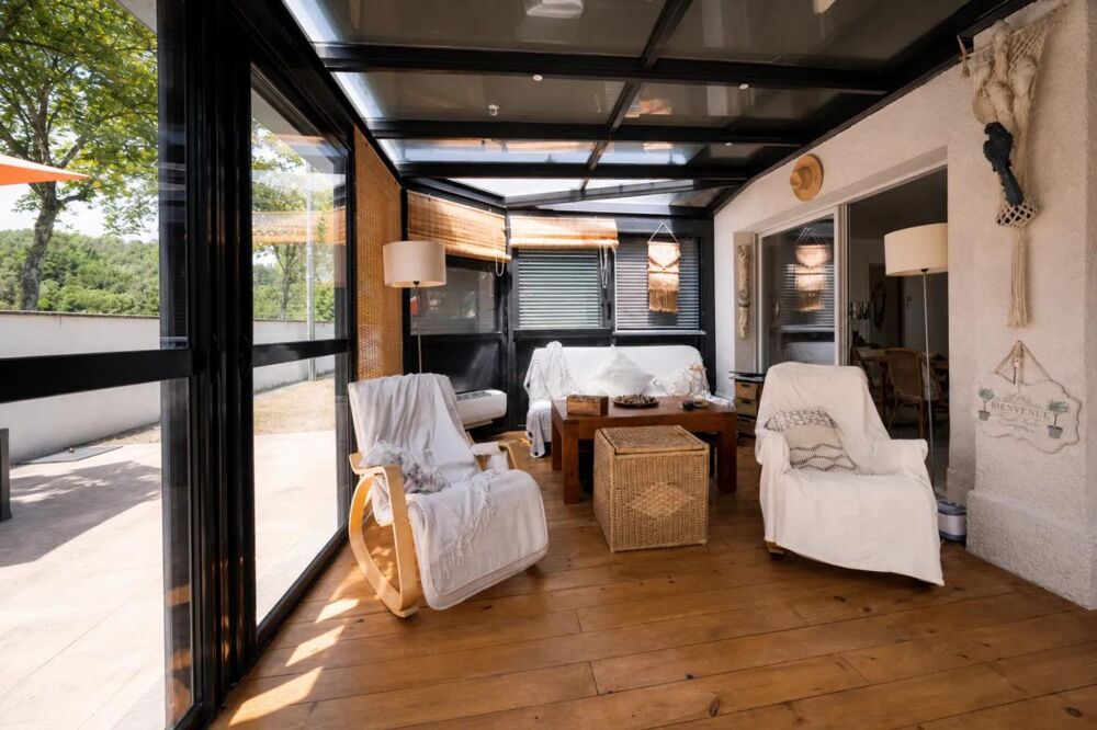 Maison de plain pied de 113 m² à Neuville-sur-Ain