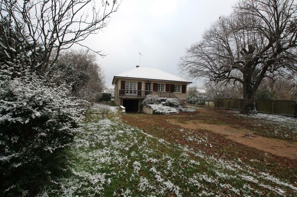 Maison 3 chambres, avec véranda, sur un terrain clos de 1250 m²