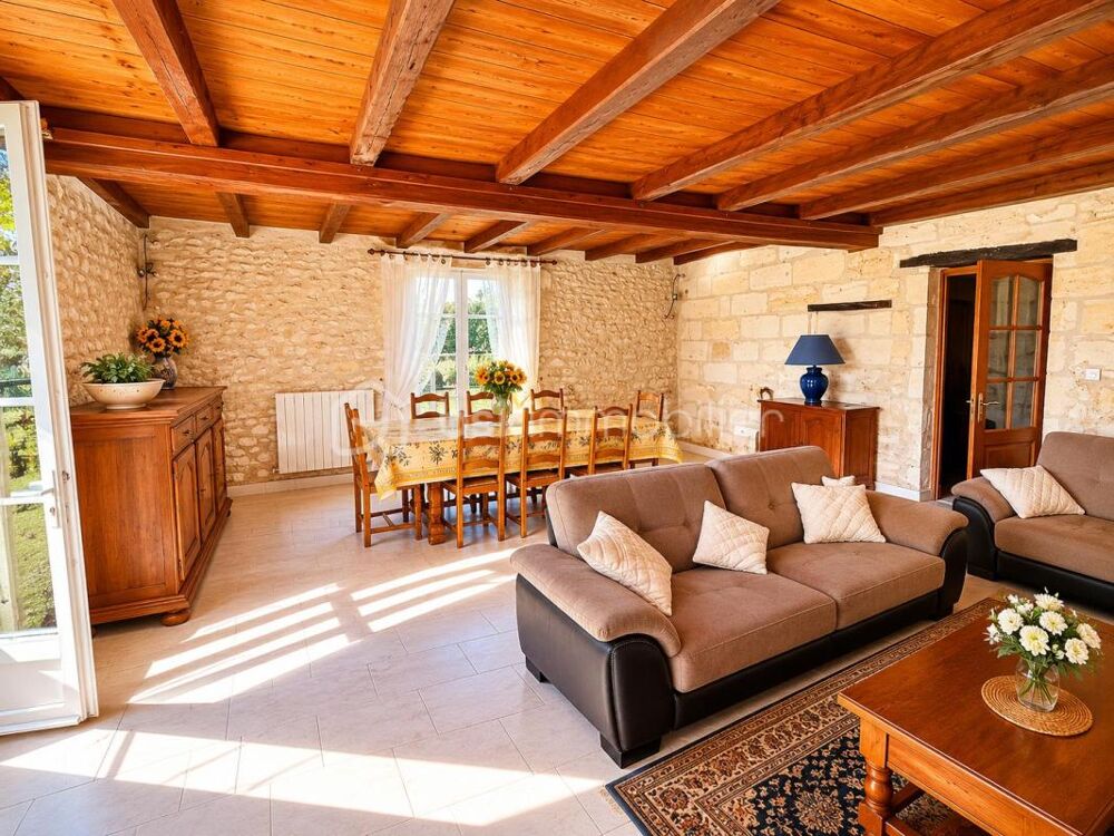 Vente Maison Barzan Port – Maison rénovée 204 m² – 5 chambres – Jardin 1250 m² Barzan