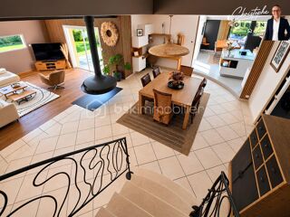  Propri�t�/ch�teau � vendre 9 pi�ces 246 m�