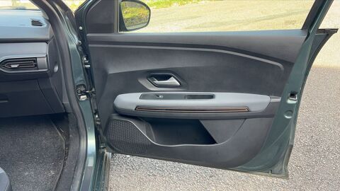 Jogger 1.6 Hybrid 140 BVA6 Extrem - Premi&egrave;re main Automatique 2023 occasion 25000 Besancon