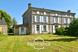  Propriété/château à vendre 14 pièces 217 m²