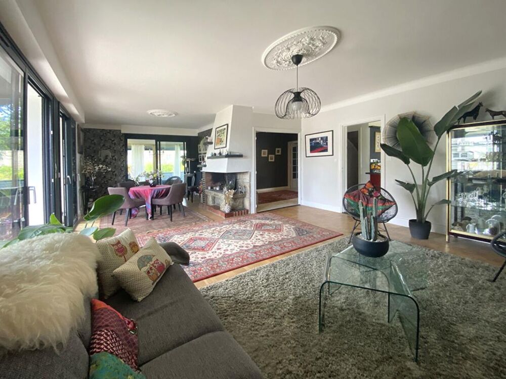 Appartement 4 pièce(s) 133 m2