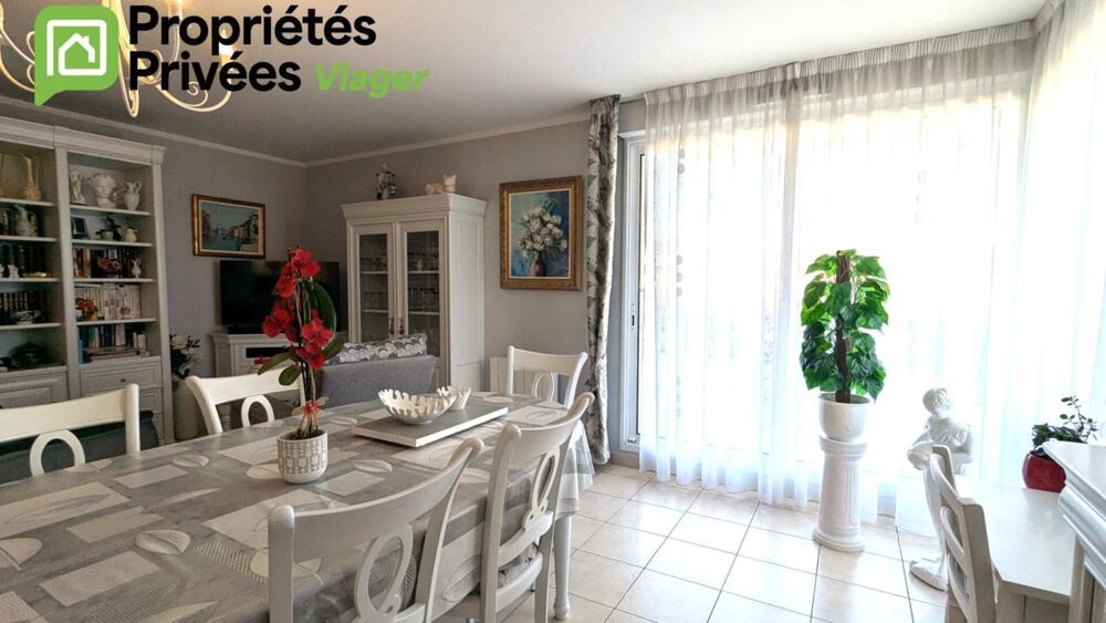 Exclusivité.Appartement Viager occupé CHALLANS COUPLE 80 ET 90 ANS